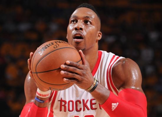 辽宁男篮90-79合肥狂风，威尔斯21+9布朗21分，国内球迷表现低迷（辽宁男篮90-79力克合肥狂风：威尔斯21+9、布朗21分，国内球迷反应低迷）