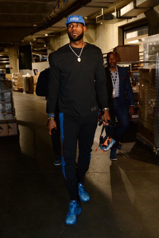 斯基拉：德罗西与热那亚签约至赛季末，若完成保级将自动续约（斯基拉：德罗西与热那亚签至本季末，保级达成将自动续约）