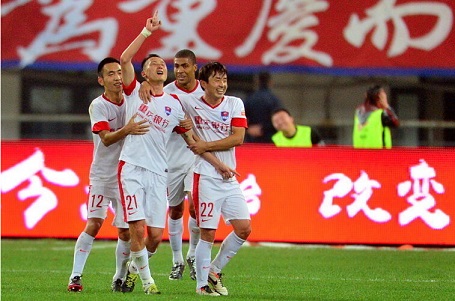 连娶三位女徒弟，将奥运冠军沦为主妇，毁掉运动员人生的他有多夸张？（连娶三名女徒弟、让奥运冠军当主妇：他到底有多离谱？）