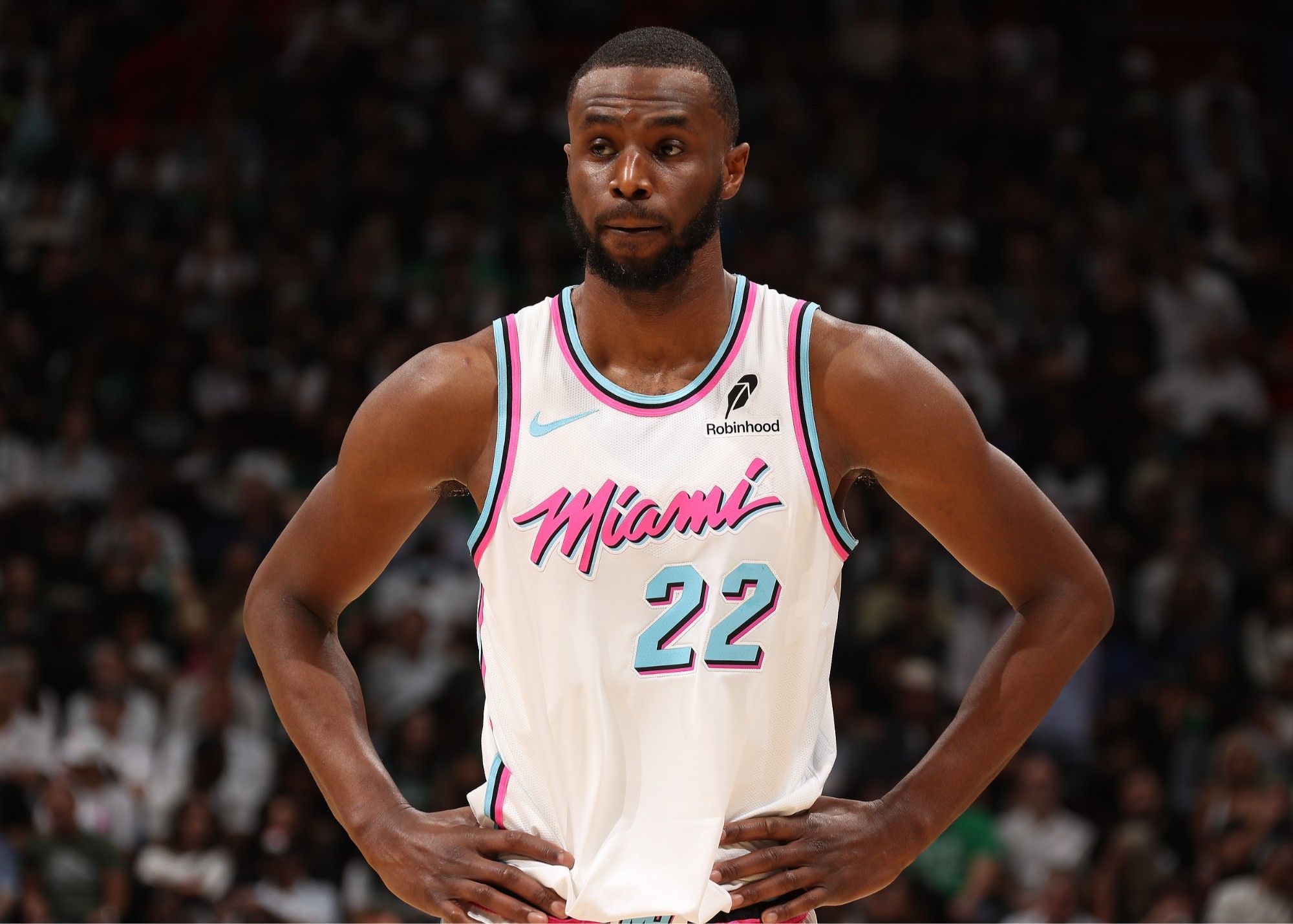 林加德告别首尔：在韩国的时光很美好，我即将开启人生新篇章（林加德正式告别首尔：珍藏韩国美好时光，开启人生新征程）