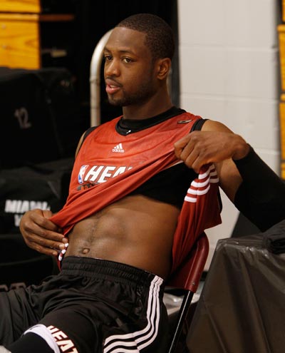 2-0击败安哥拉，梅西晒照：很自豪能继续代表我的祖国征战（2-0力克安哥拉！梅西晒照：继续为祖国出战倍感自豪）