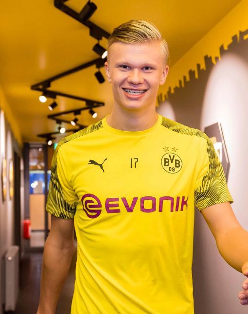 英超东北德比时隔近十年回归，桑德兰主场迎战纽卡（时隔近十年，英超东北德比重燃战火：桑德兰主场迎战纽卡斯尔）