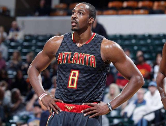 进攻状态惨淡！勇士&鹈鹕首节三分21中2仅得35分（进攻低迷：勇士与鹈鹕首节三分21投仅2中，合计仅35分）